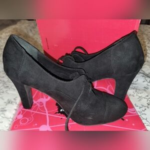 Chic Black Women's Heels
